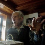 Vittorio Cometti decano delle Guide alpine al rifugio Cometti.jpg